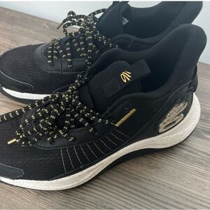 Under Armour Curry Flow 9 Black/Gold Basketball Shoes – Youth 7Y